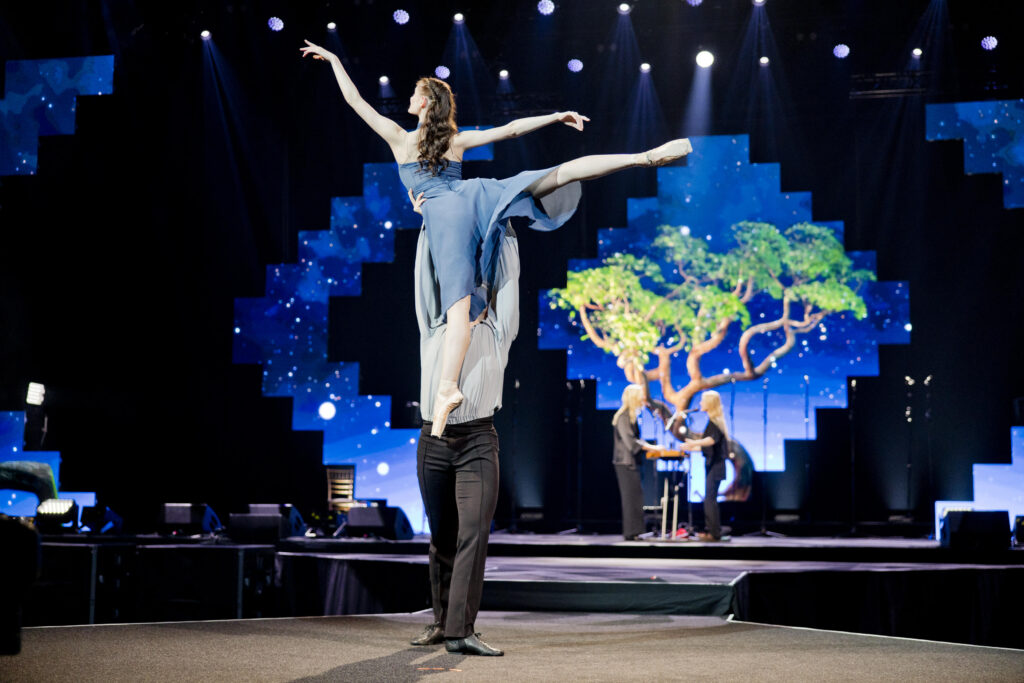 Asutuse uusaastapidu Live!