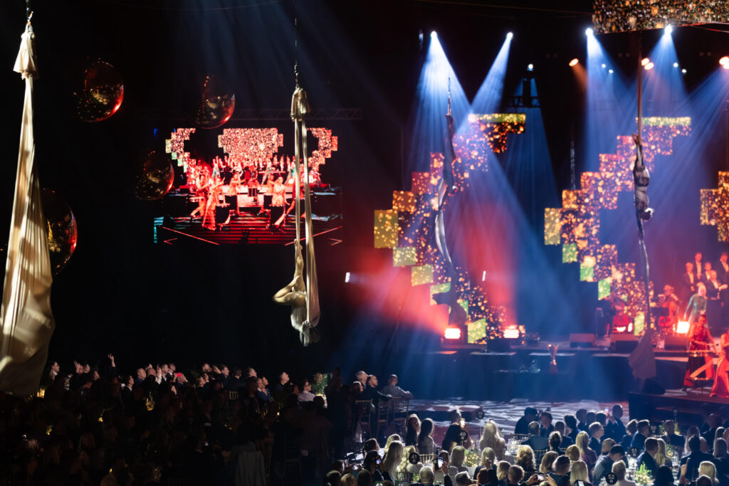 Asutuse uusaastapidu Live!